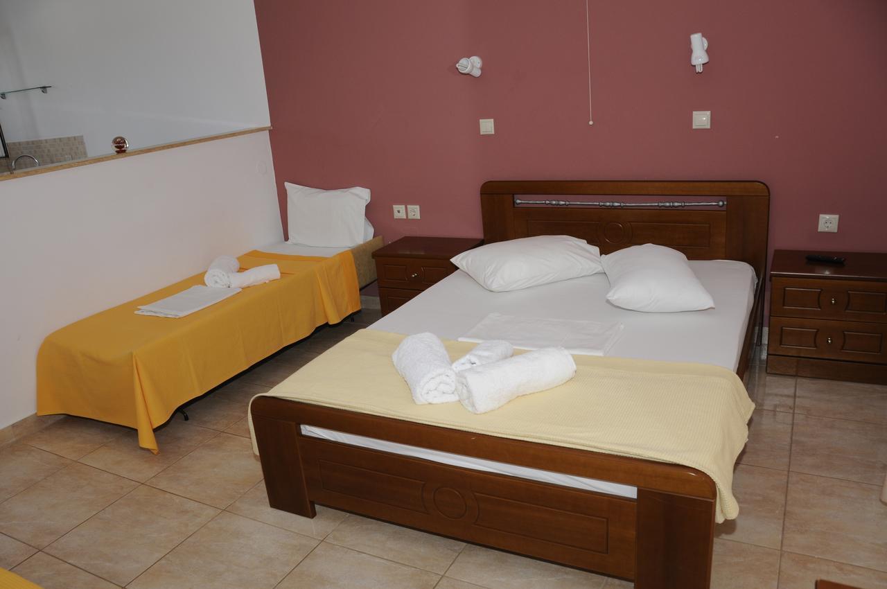 Apartments Hotel Alexandros Arkoudi Exteriör bild