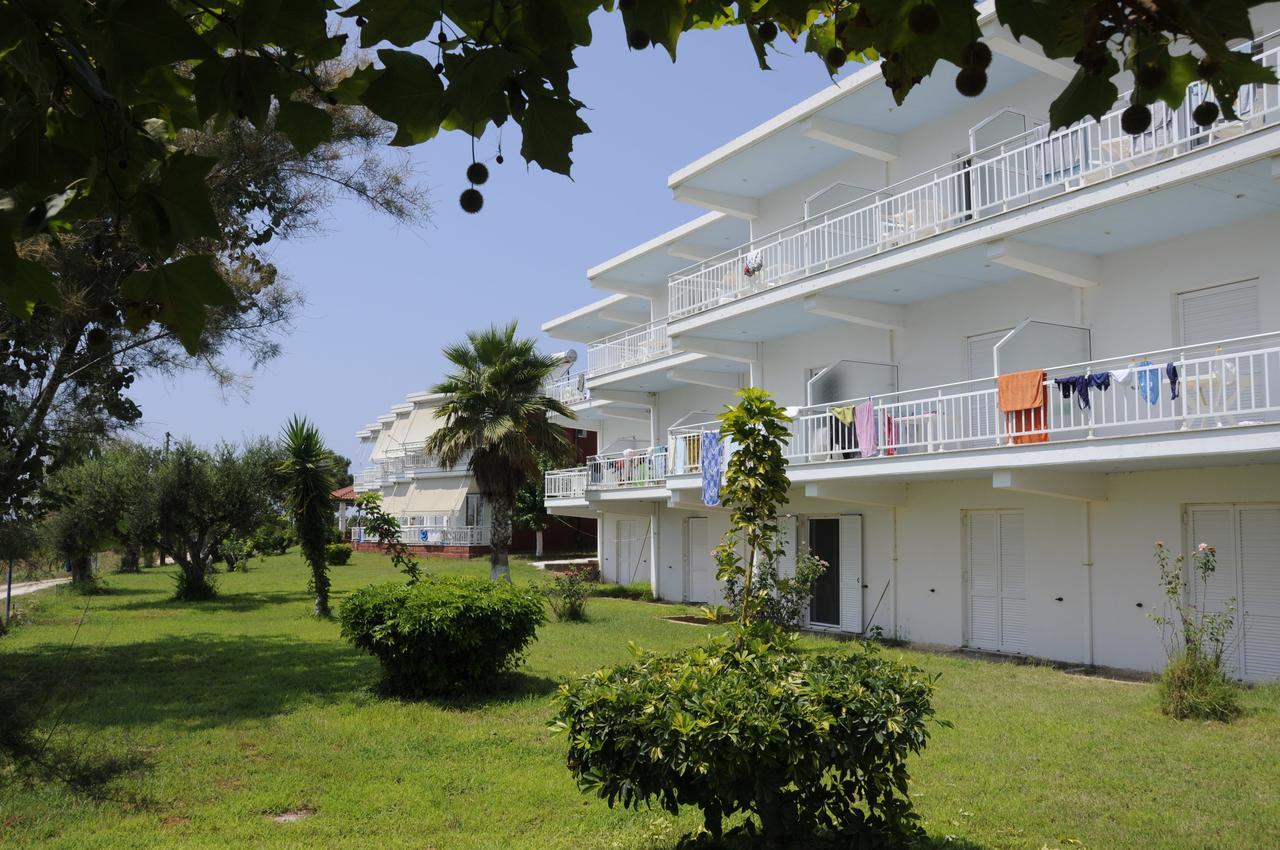 Apartments Hotel Alexandros Arkoudi Exteriör bild
